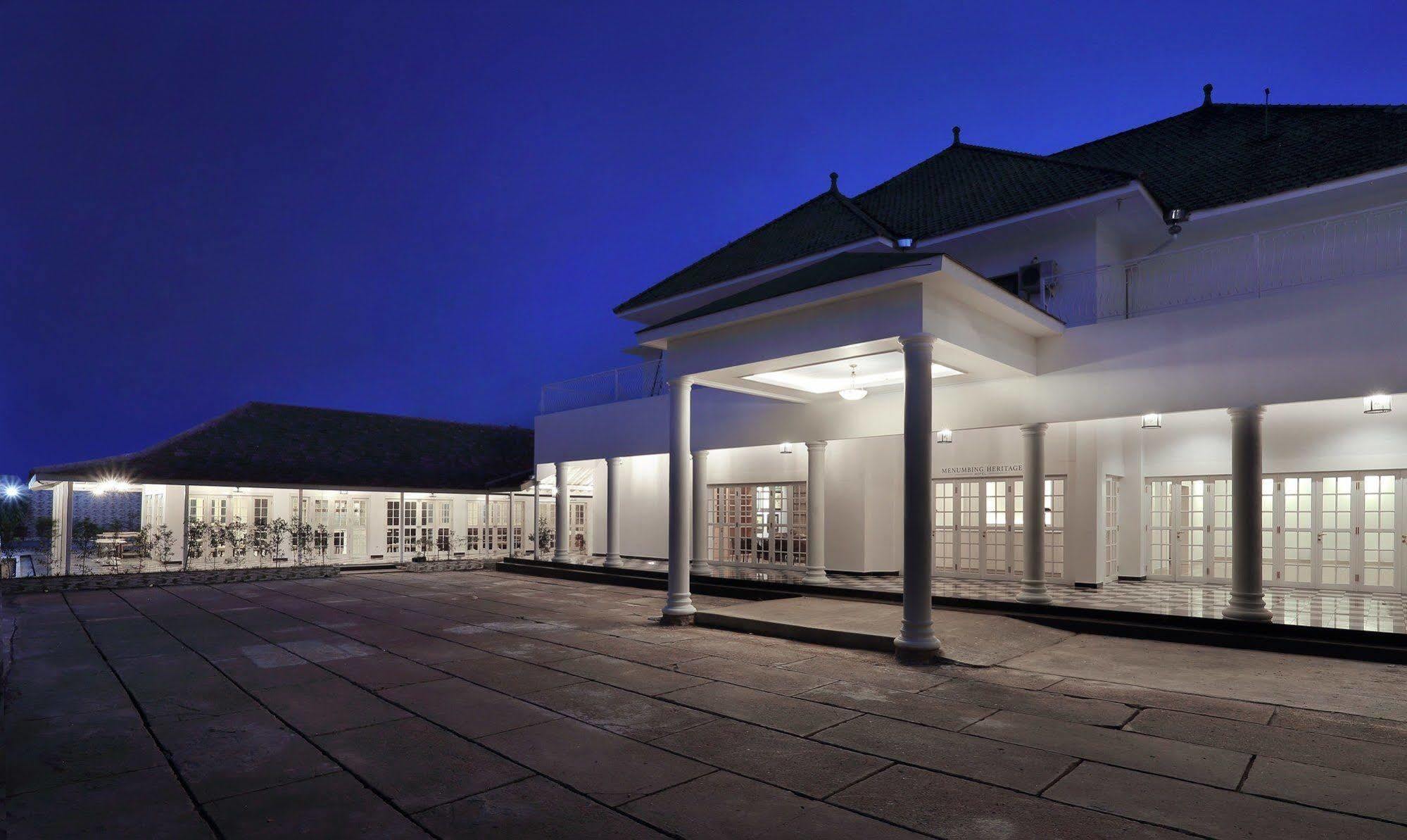 Menumbing Heritage Hotel Pangkal Pinang Extérieur photo